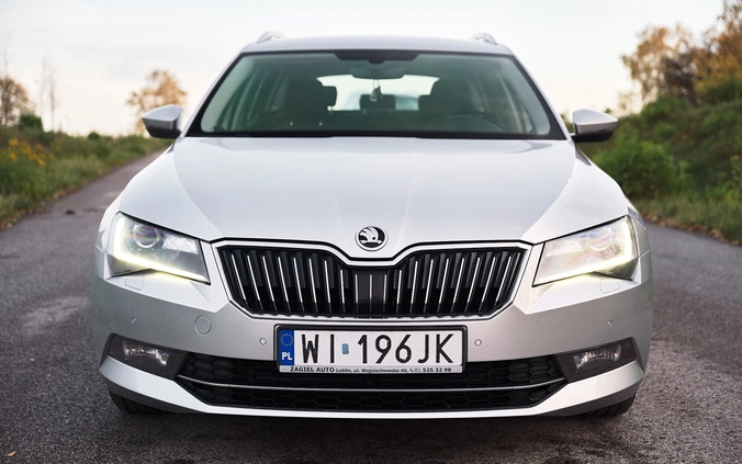 Skoda Superb cena 65000 przebieg: 199220, rok produkcji 2019 z Płock małe 781